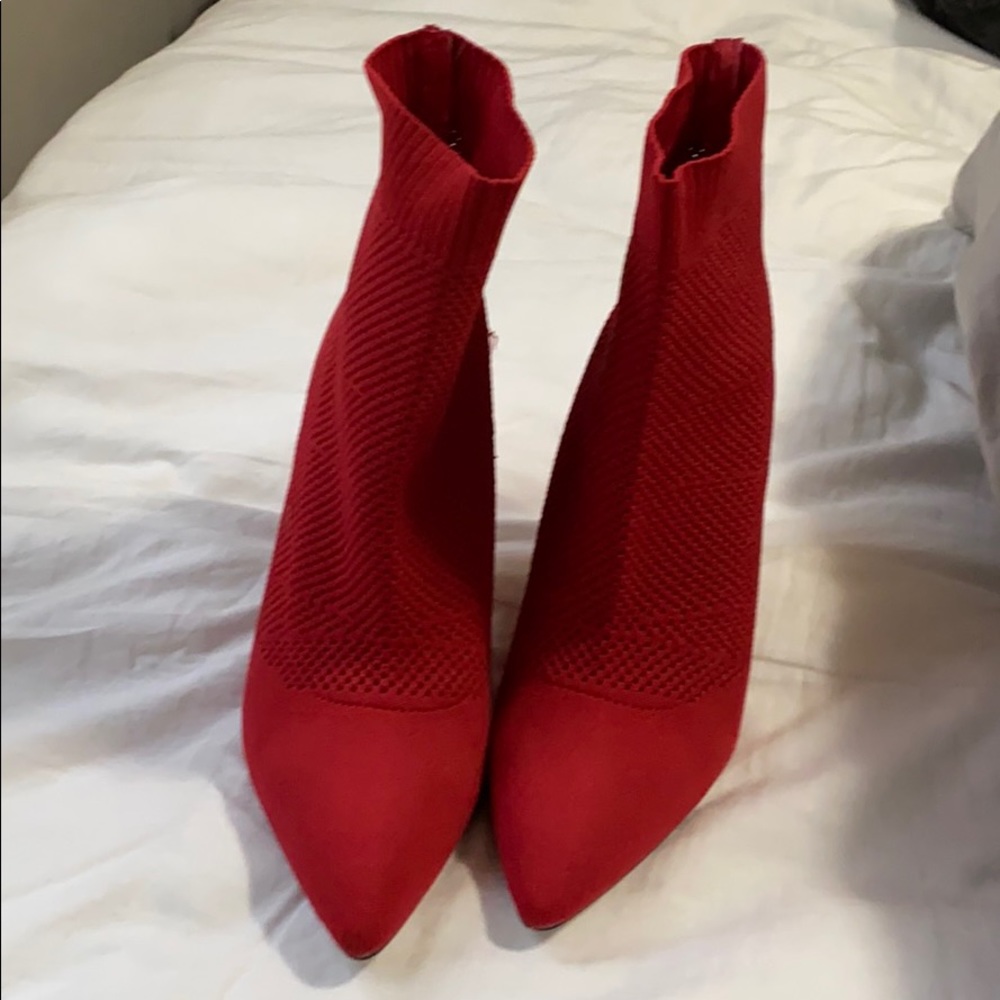 Red booties - Picture 2 of 4